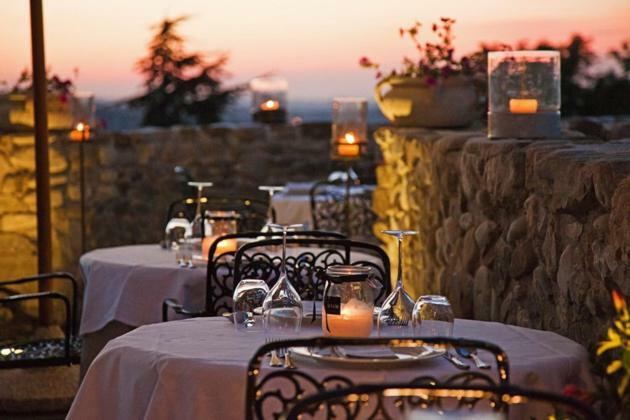 Castello di Albereto Hotel Trarivi Esterno foto