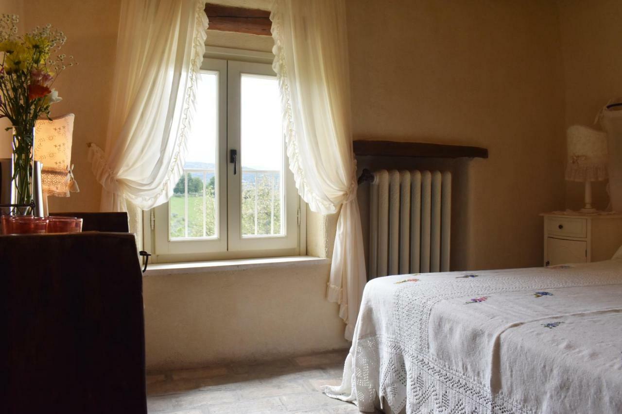 Castello di Albereto Hotel Trarivi Esterno foto